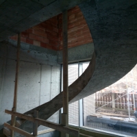 Sraigtiniai betoniniai laiptai